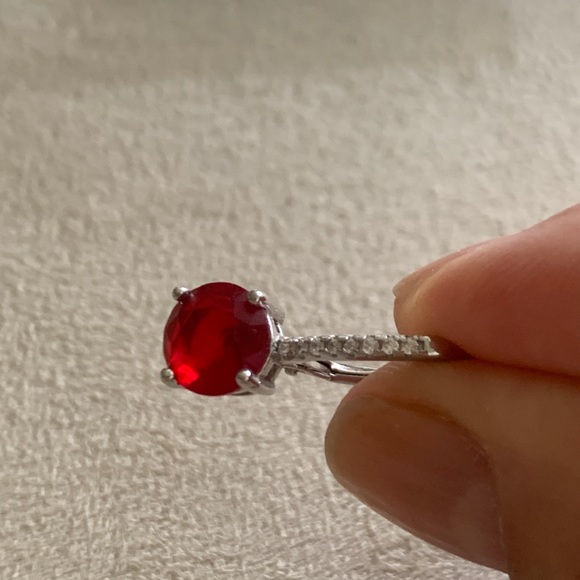 EARRINGS - Picture 4 of 4